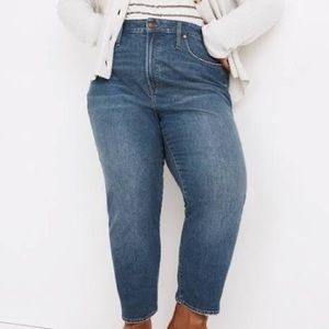 Madewell PLUS SIZE The Perfect Vintage Jean Light Wash Distressed Jeans